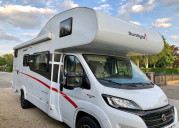 Alkoof camper