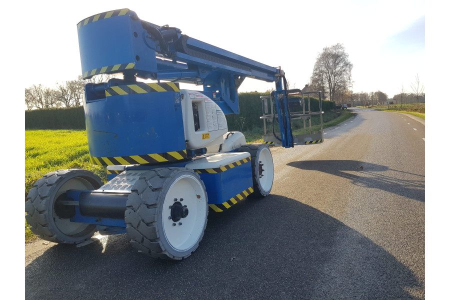 15m | Knikarmhoogwerker - BPM Verhuur - 2