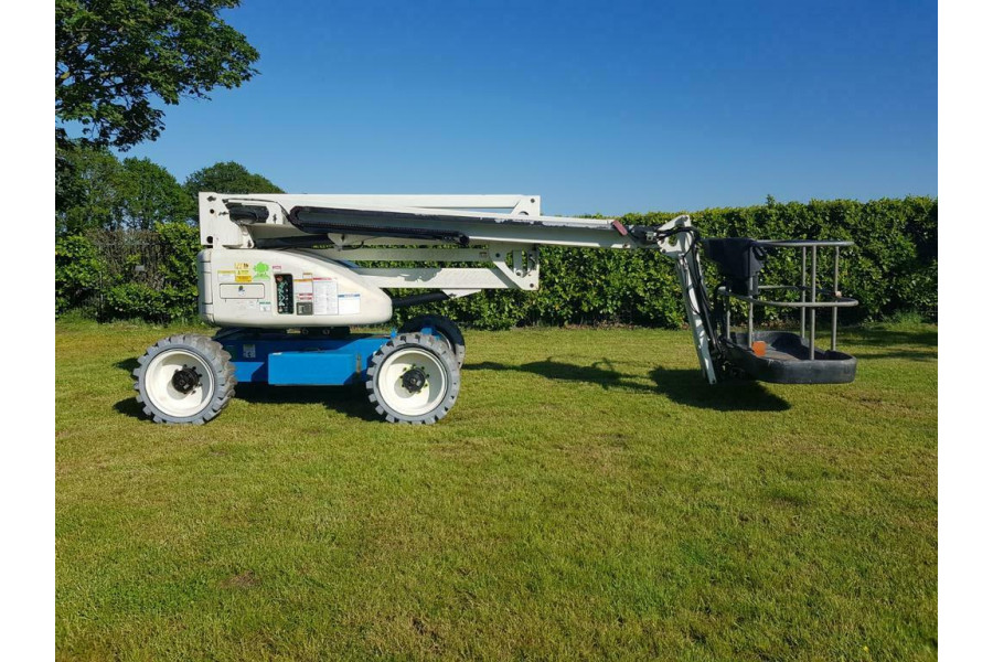 17m | Knikarmhoogwerker - BPM Verhuur - 2