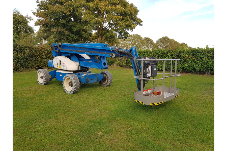 21m | Knikarmhoogwerker - BPM Verhuur - 2