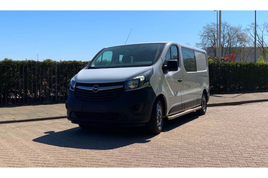 6-personenbus 200 km vrij - GoRoadtrip Auto- en Busverhuur - 3