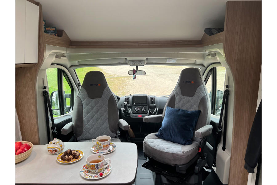 Half-integraal camper - JH Camperverhuur - 7